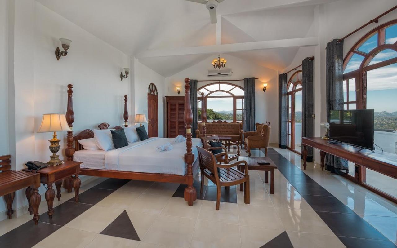 Отель Ceylon Breeze Канди Экстерьер фото